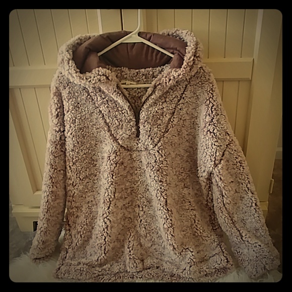 in loom Tops - 🐻Sherpa Pullover🐻